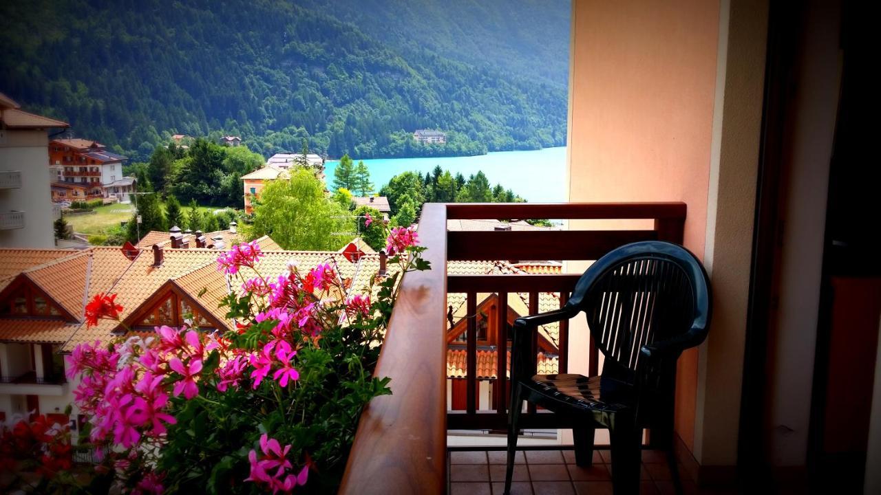 Casa Dorigoni A Molveno Apartamento Exterior foto